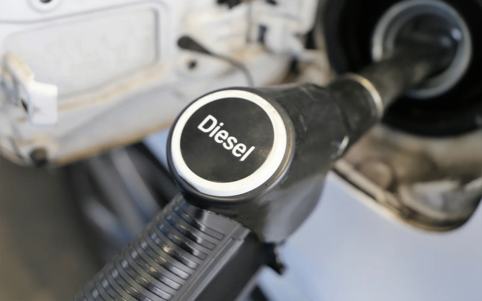 Diesel statt Benzin getankt Zapfsäule falsch getankt